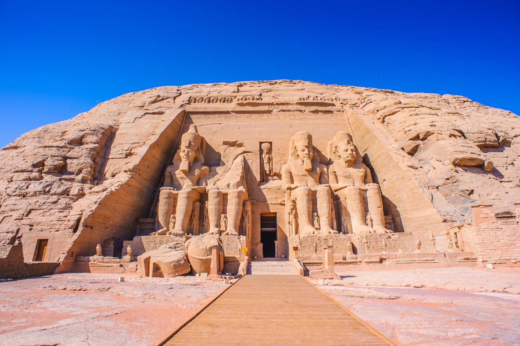 Moevenpick Royal Lily Nile Cruise, Every Monday Four Nights From Luxor, Every Friday Three Nights From Aswan - Including Excursions & Sightseeing Eksteriør bilde